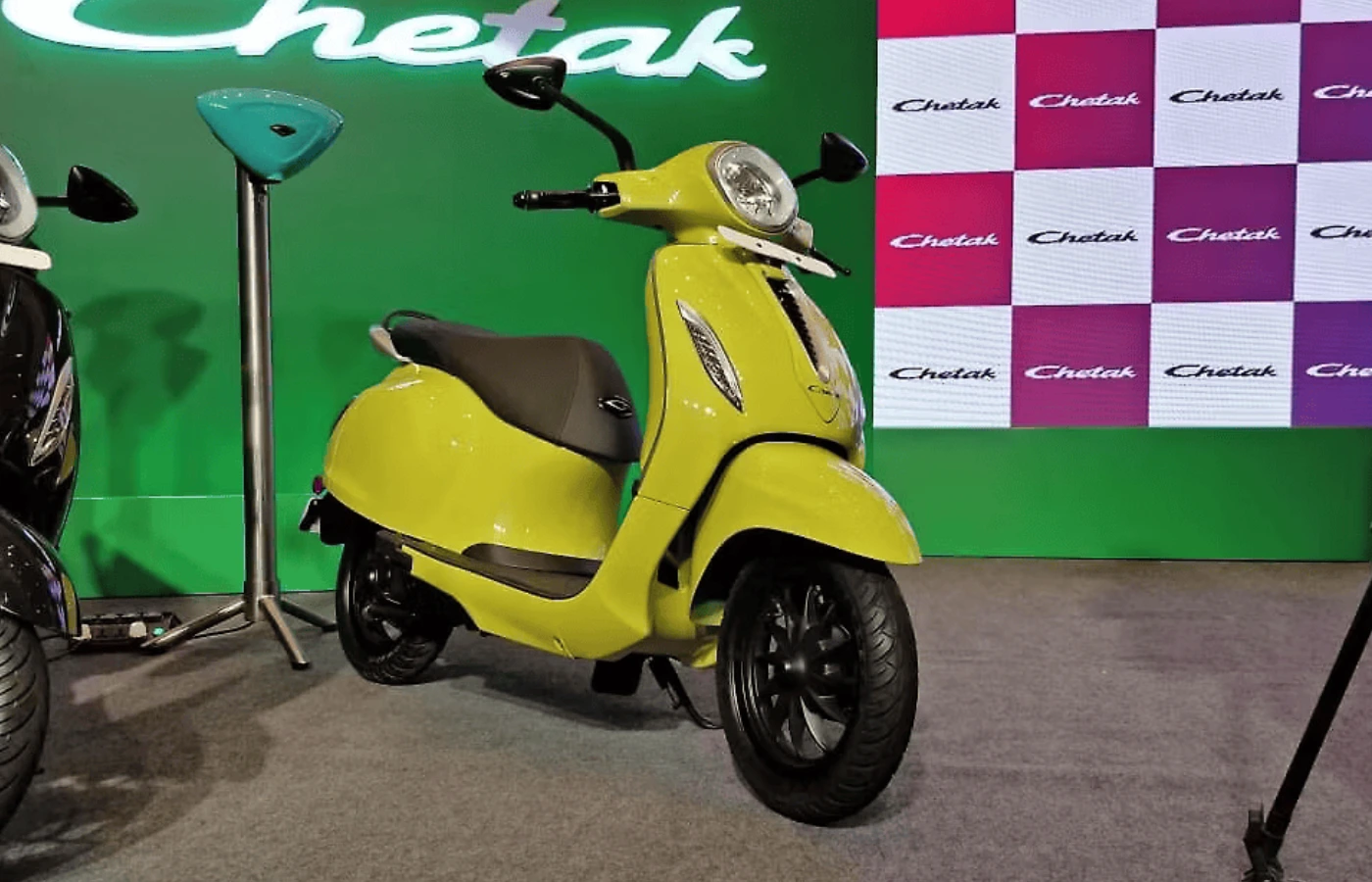 Bajaj Chetak C25 price